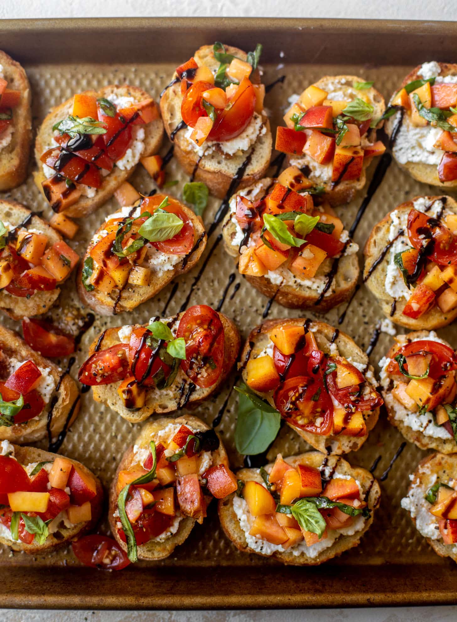 peach bruschetta