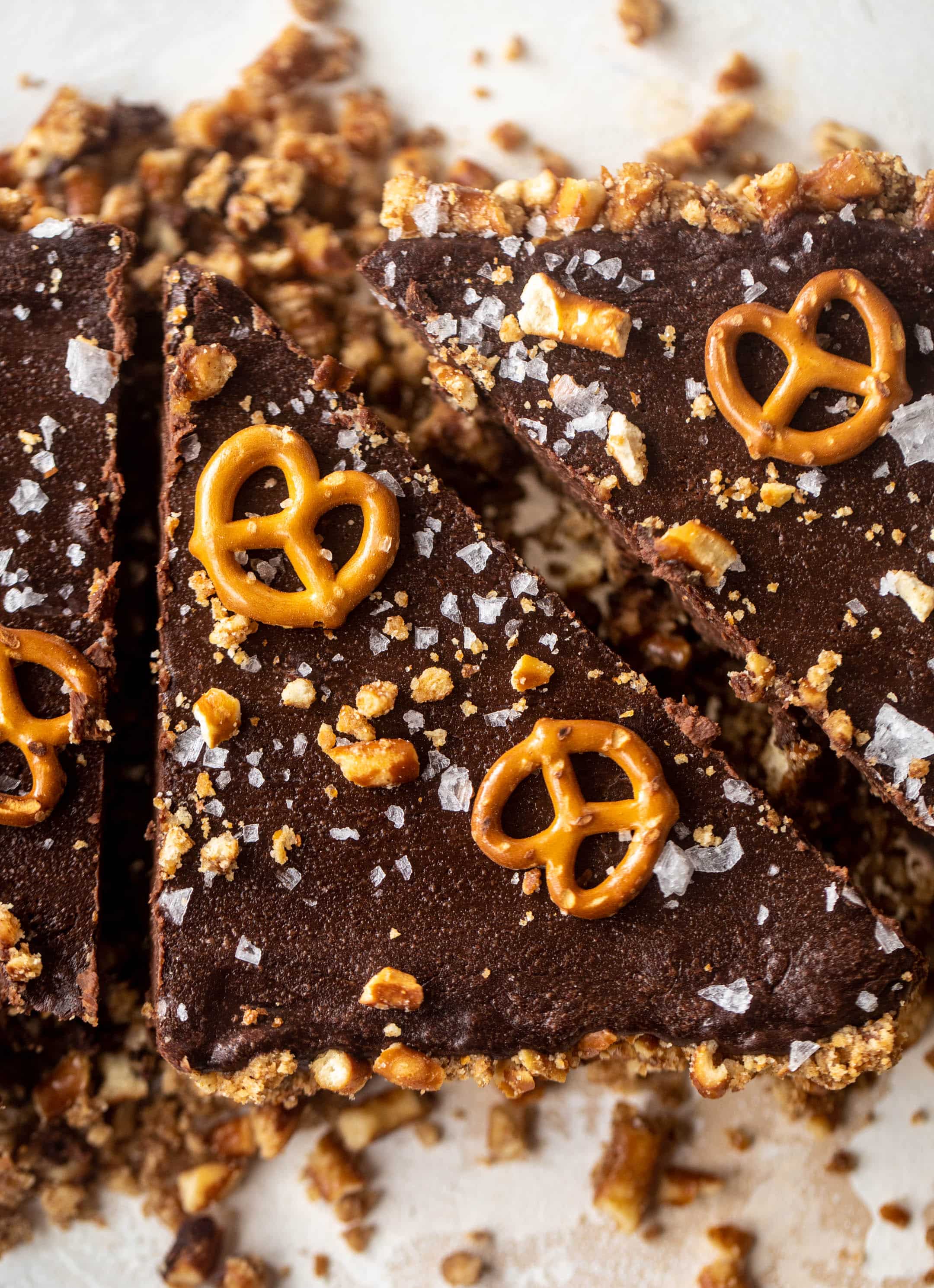 chocolate pretzel tart