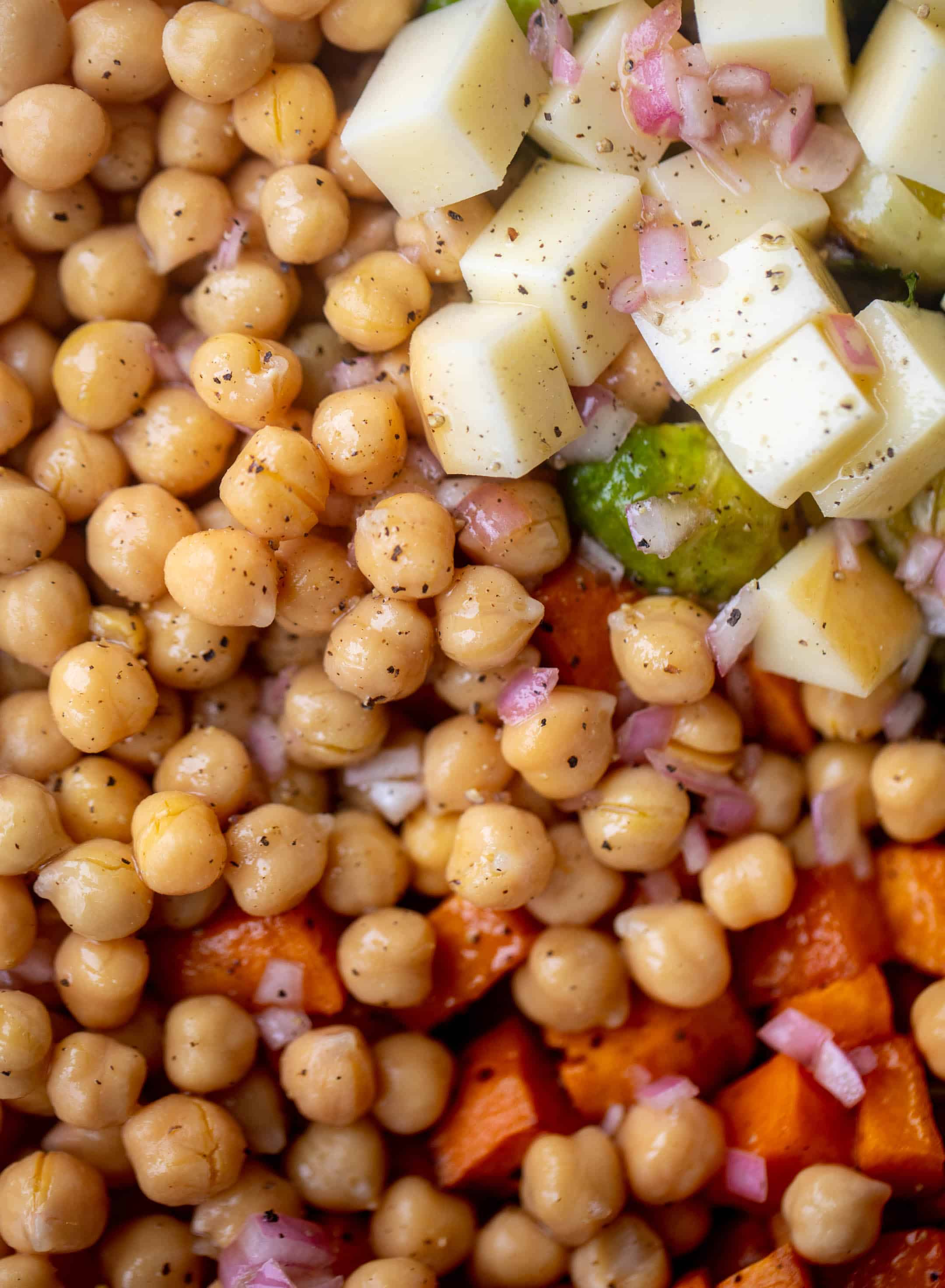 lunchtime winter chickpea salad