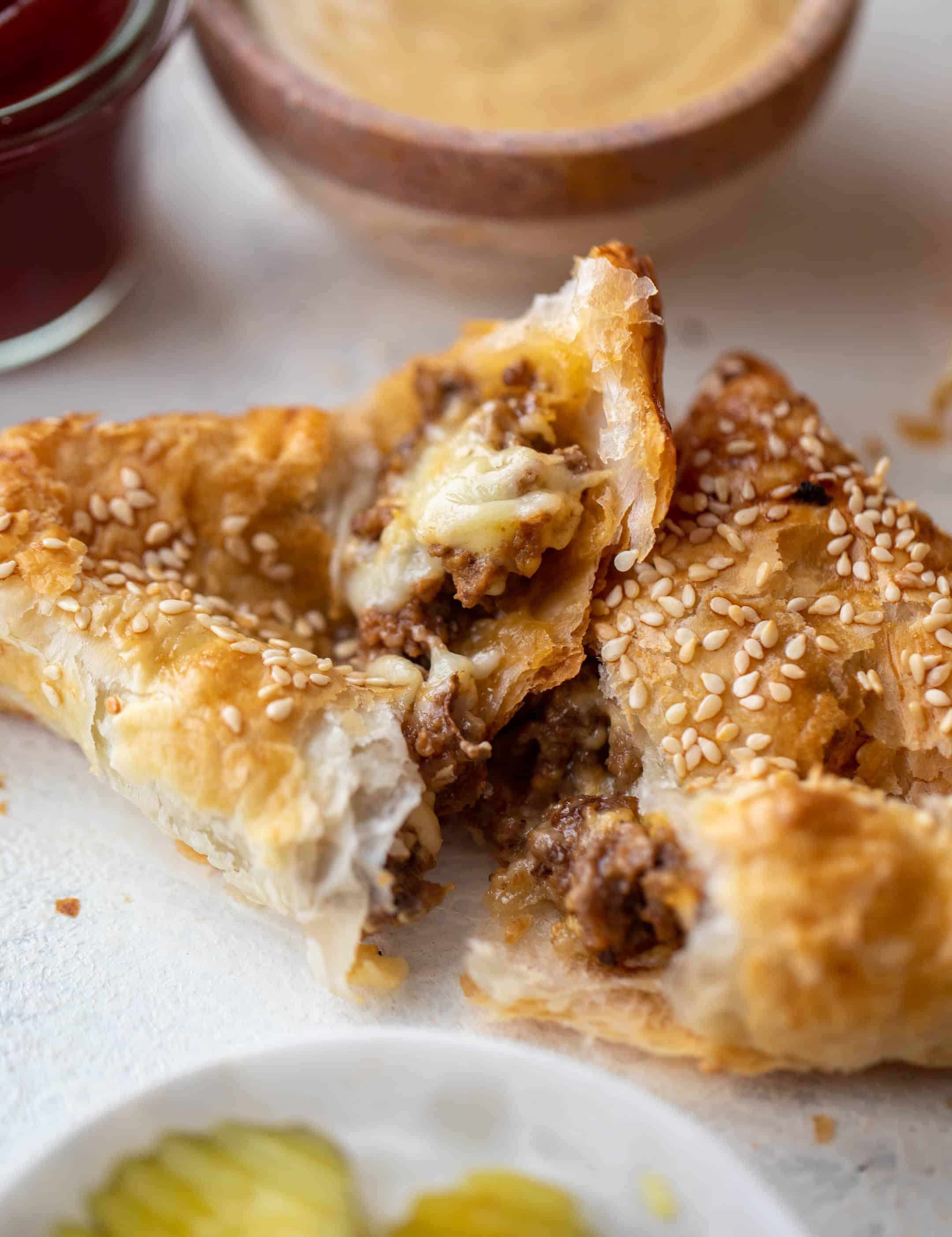 cheeseburger puff pastry pockets