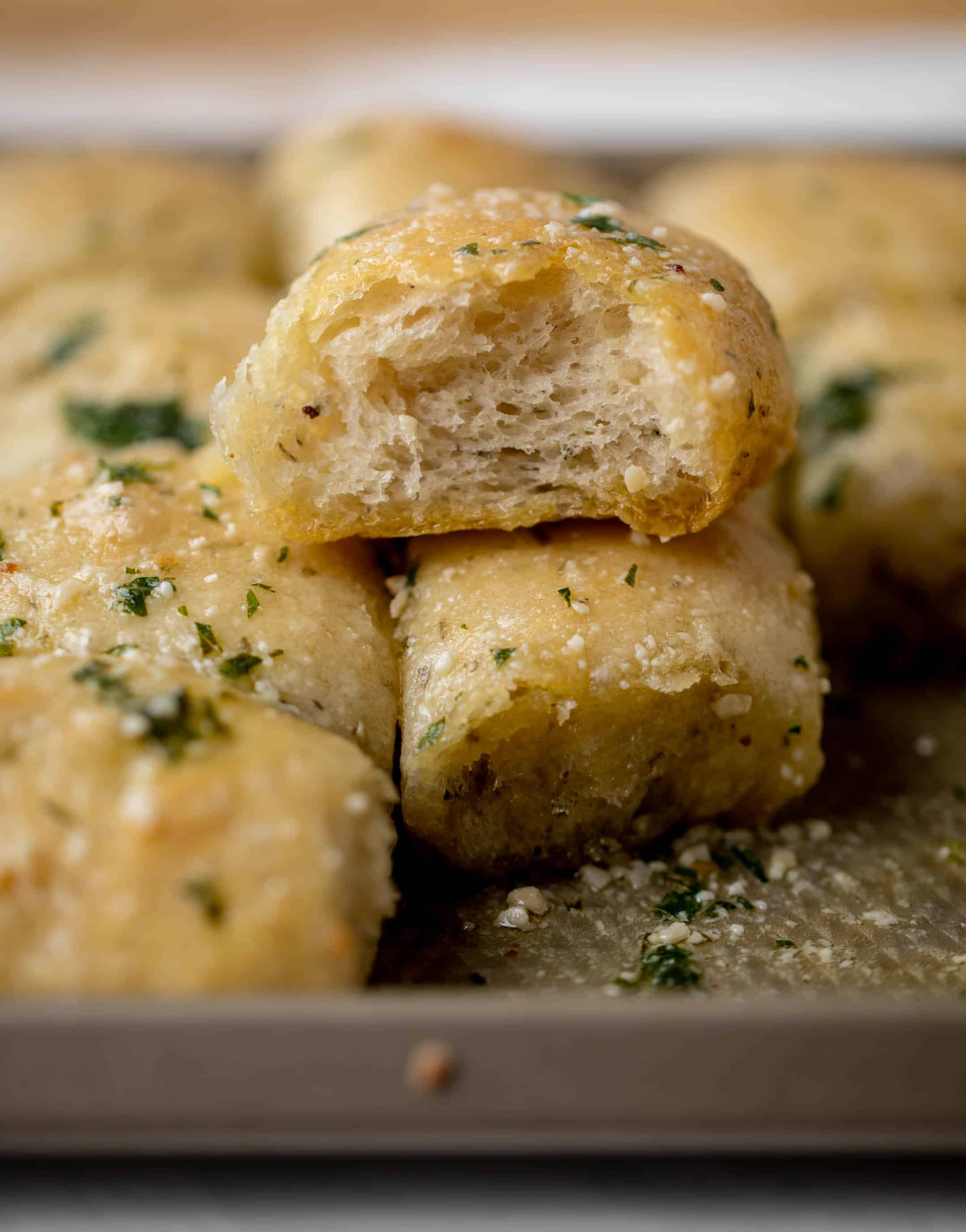 garlic butter pizza rolls