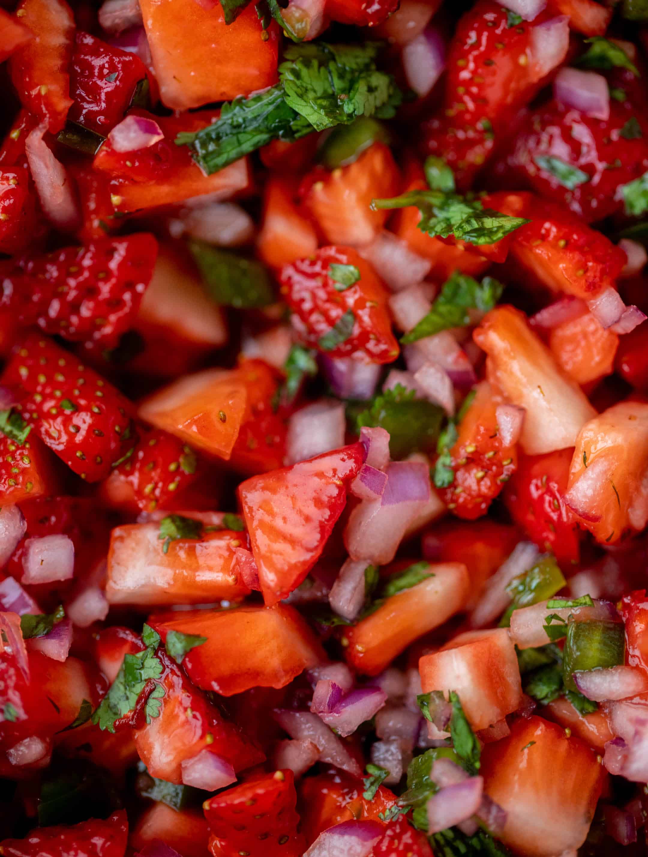 spicy strawberry salsa