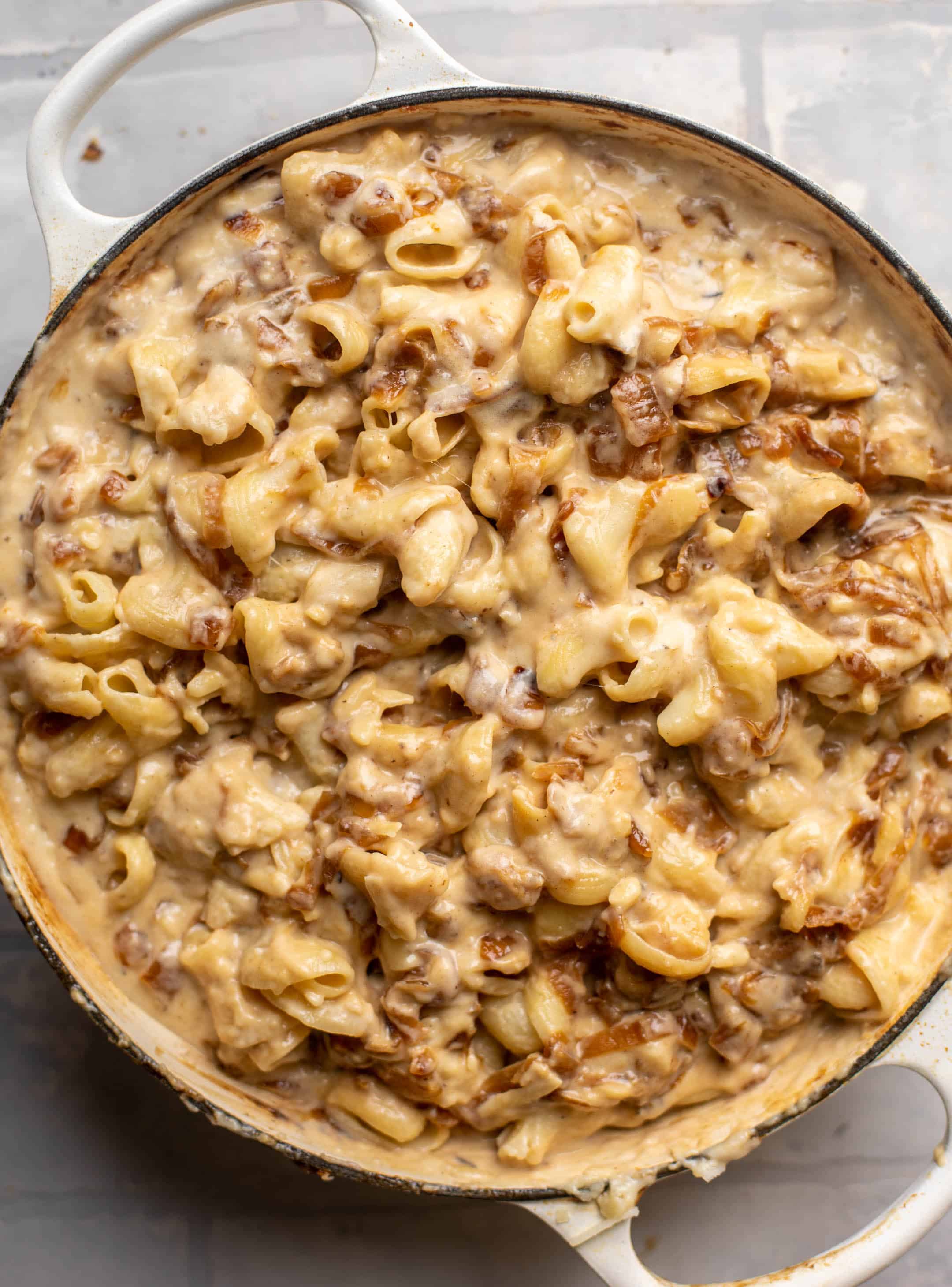 french onion mac and cheese