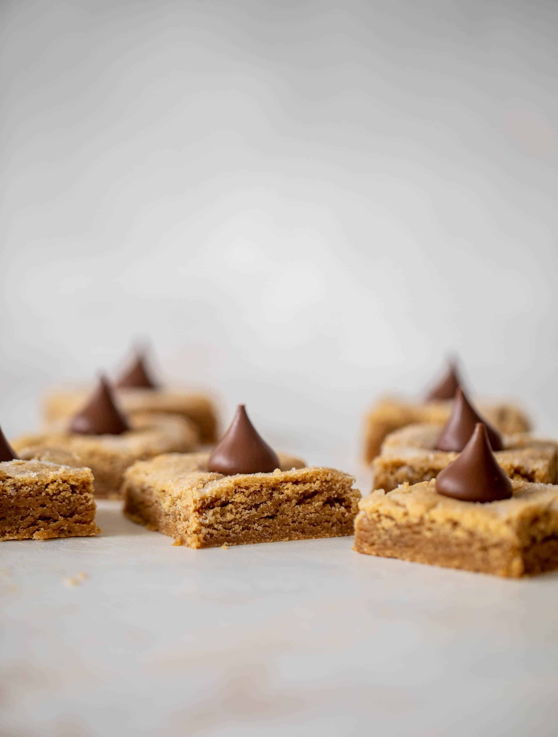 peanut butter blossom bars