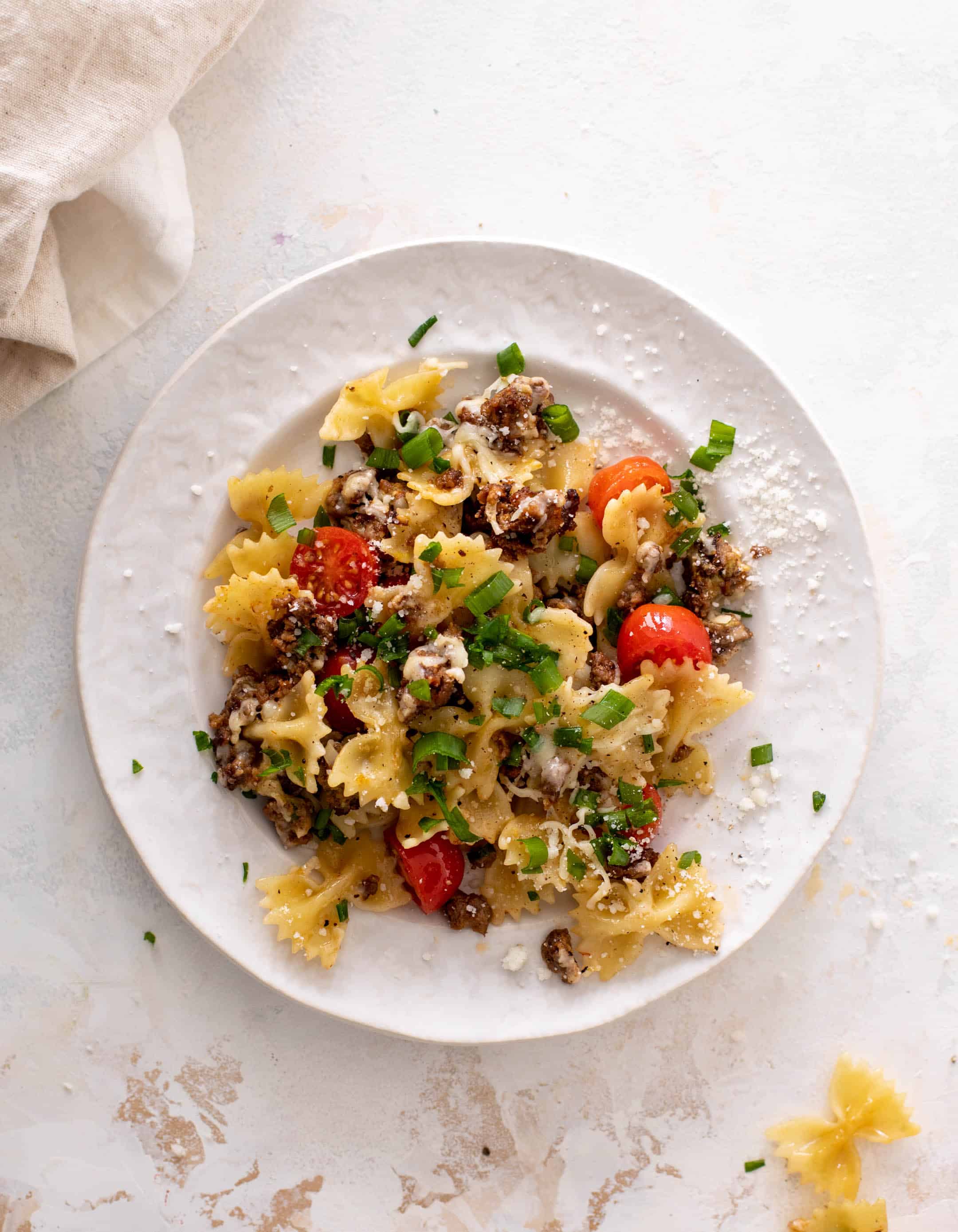 sheet pan cheeseburger pasta