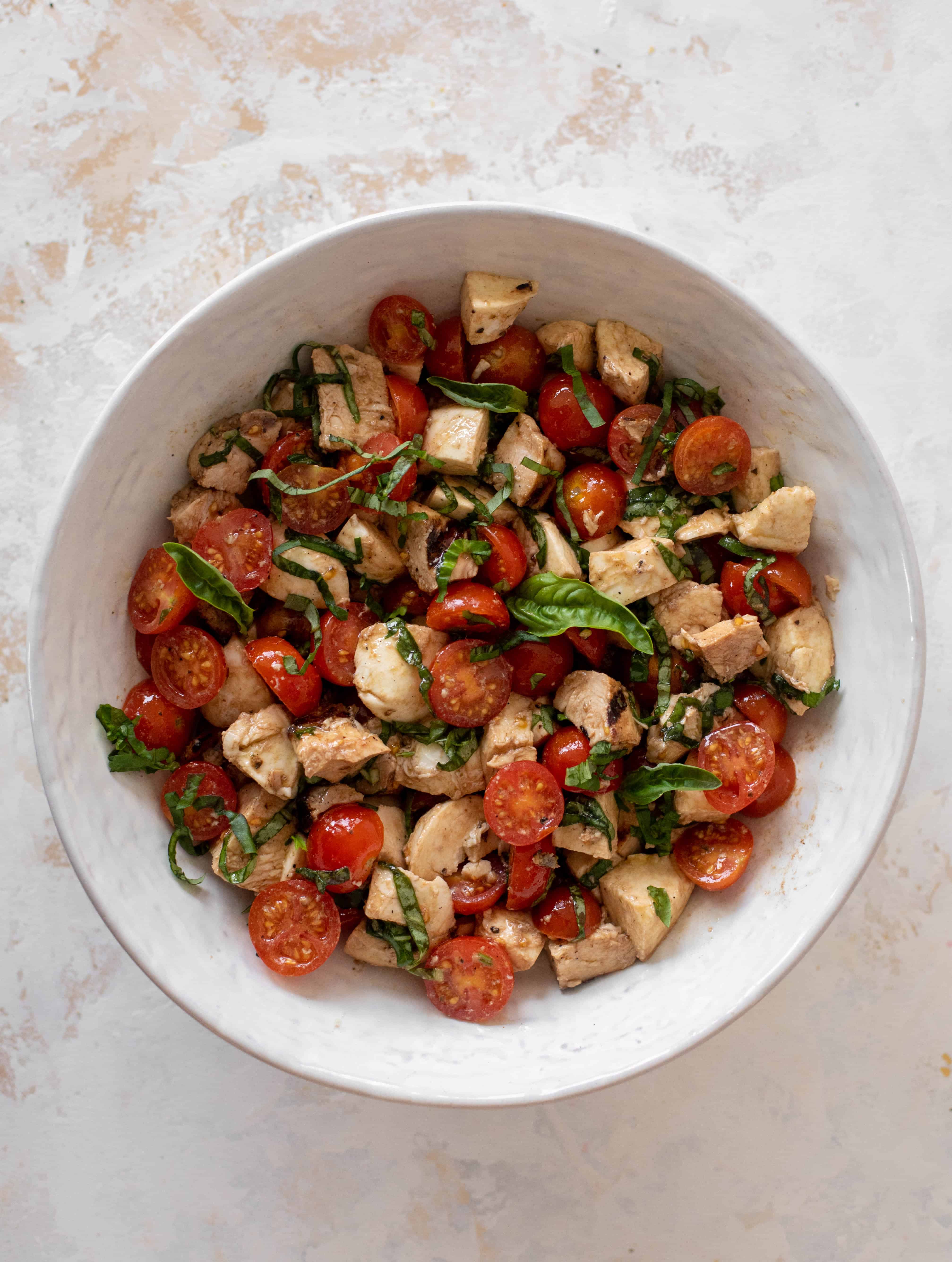 grilled chicken caprese lunch bowl