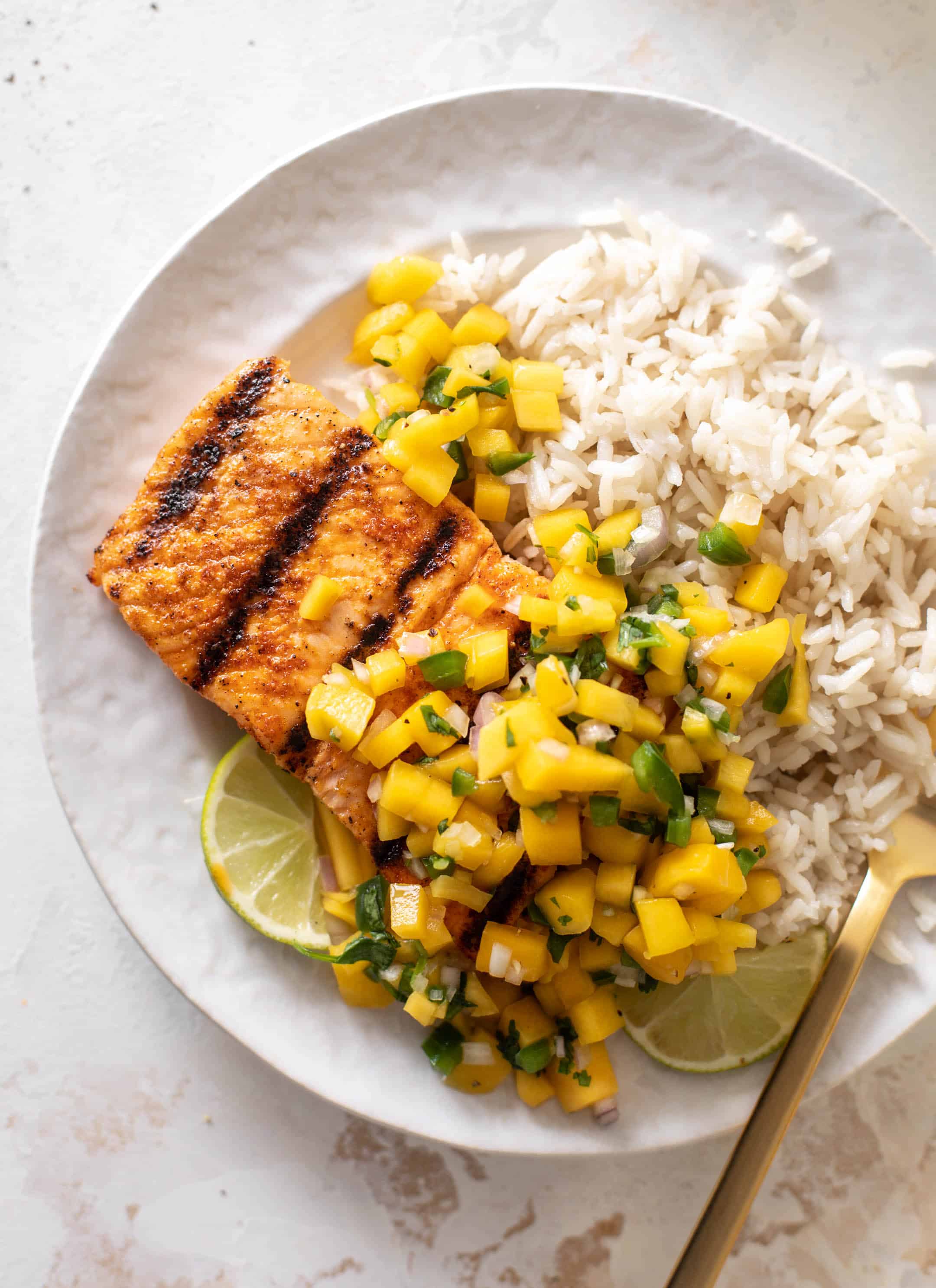 grilled salmon with mango salsa