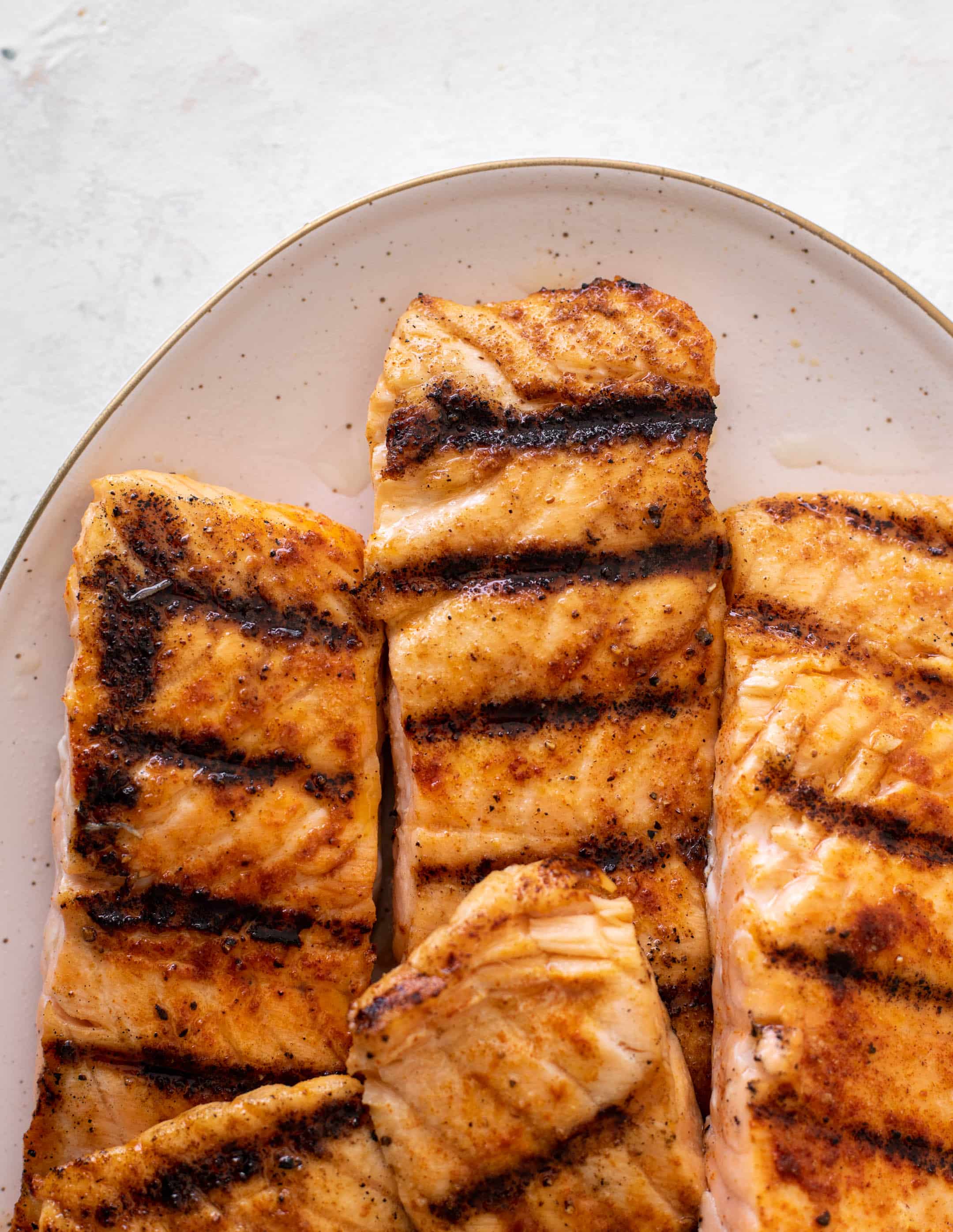 grilled salmon with mango salsa