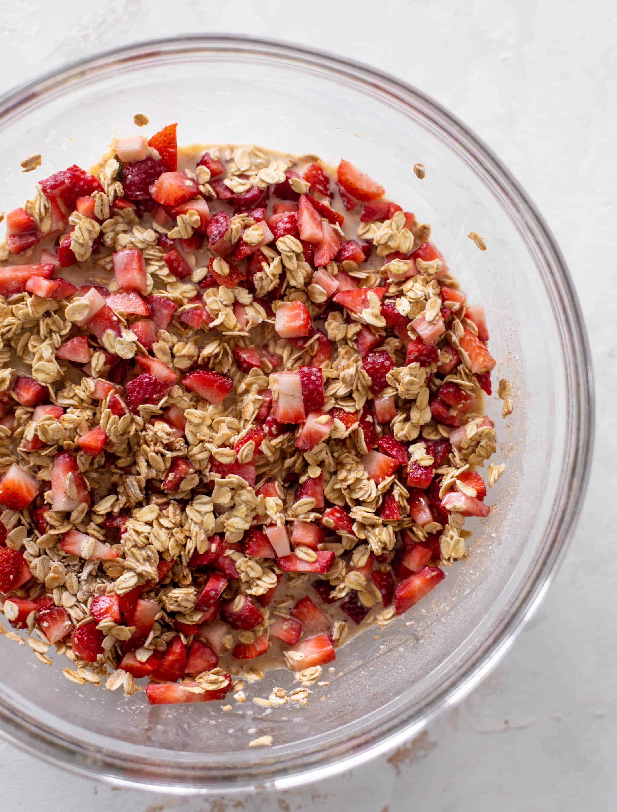 strawberries and cream oatmeal cups