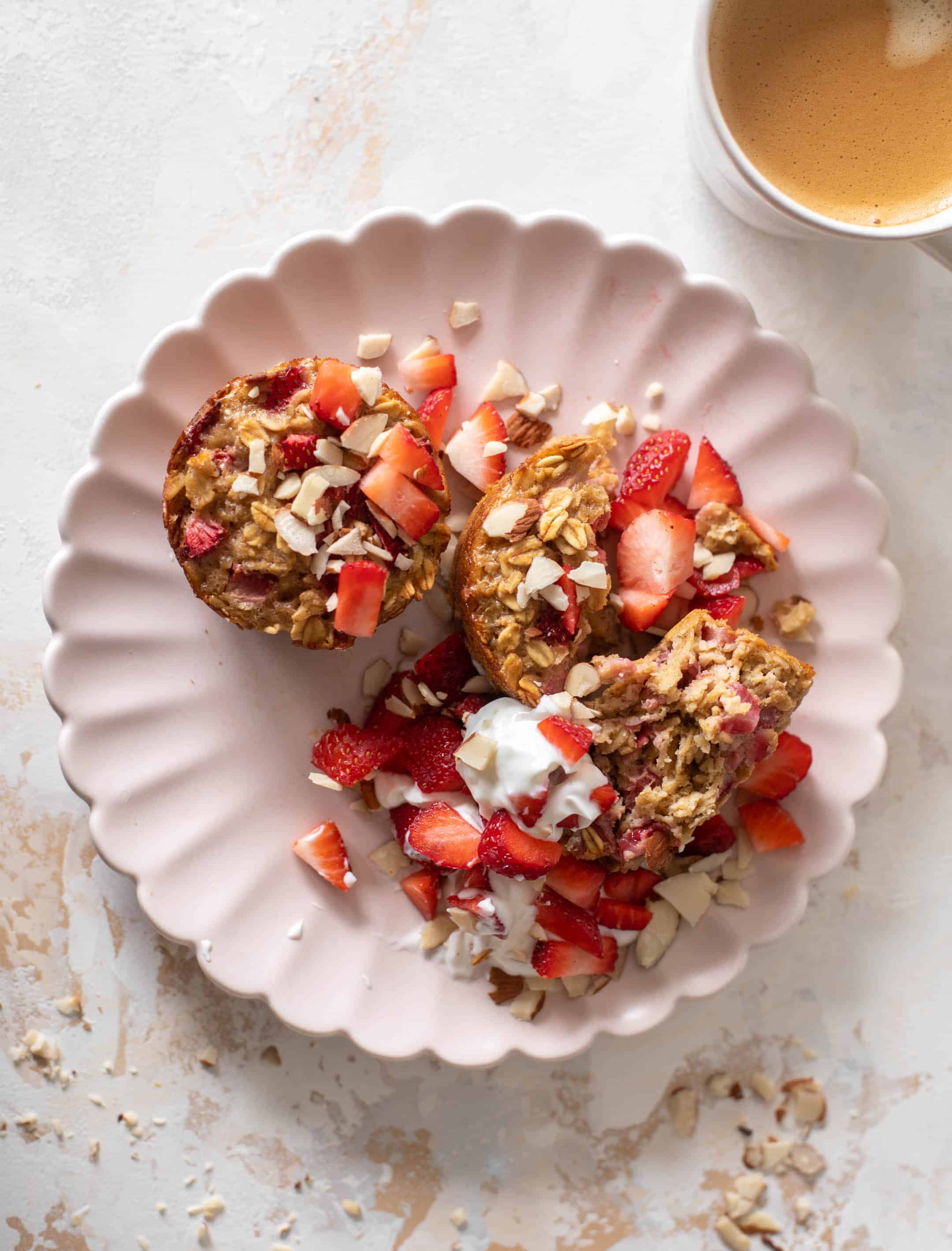 strawberries and cream oatmeal cups