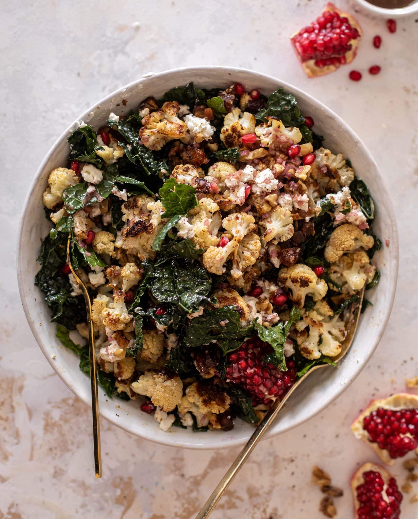 roasted cauliflower kale salad