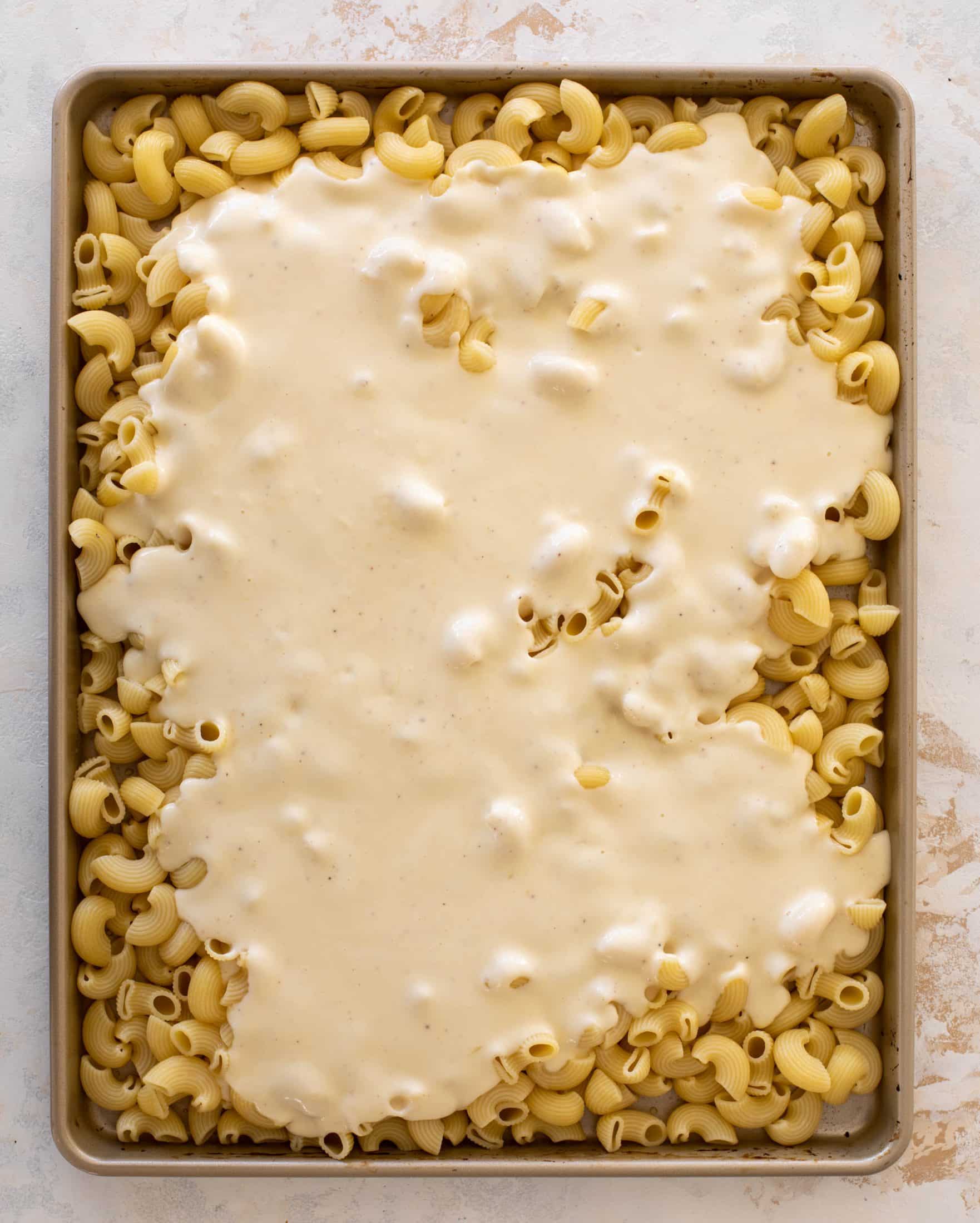 sheet pan mac and cheese