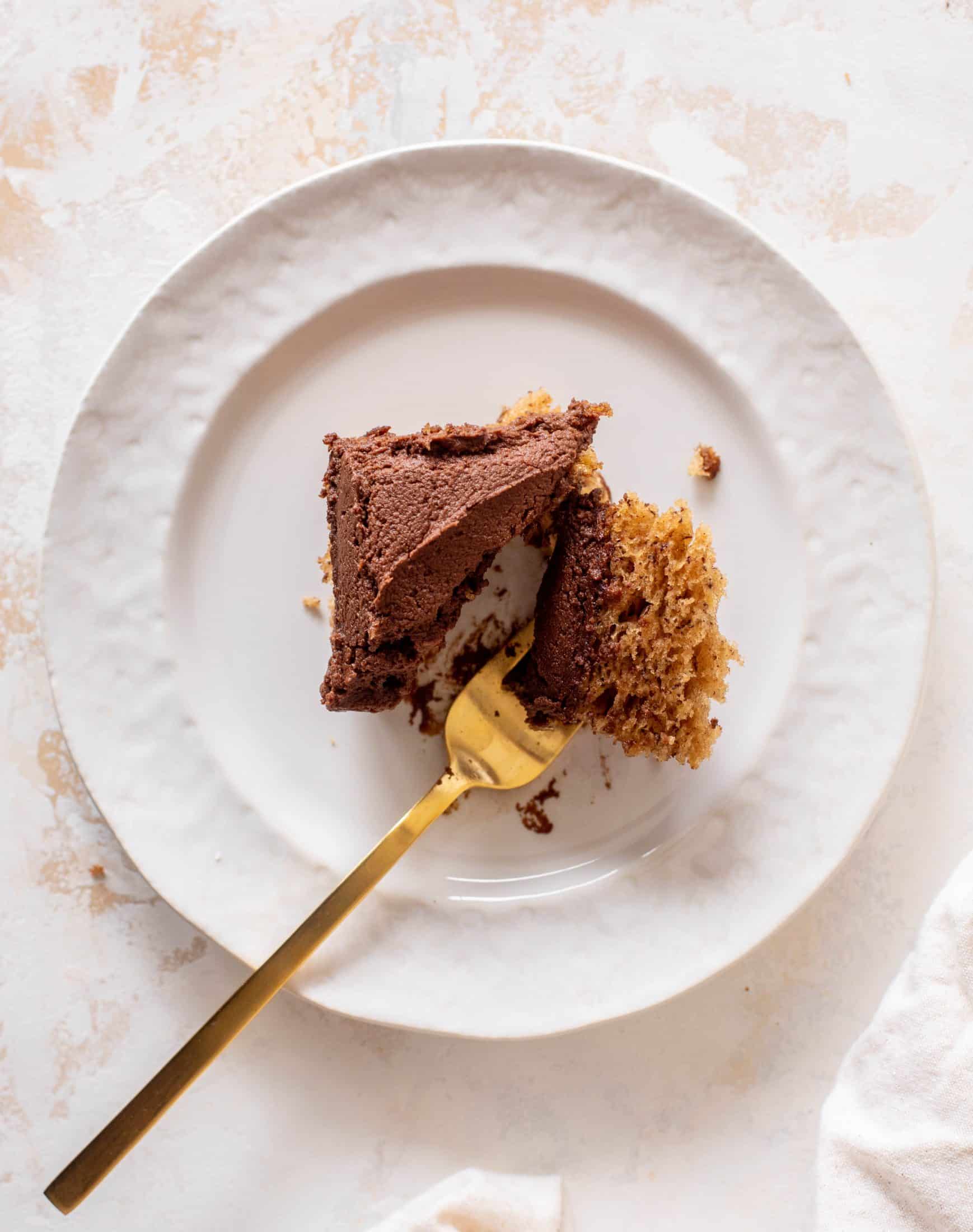 banana cake with chocolate peanut butter frosting