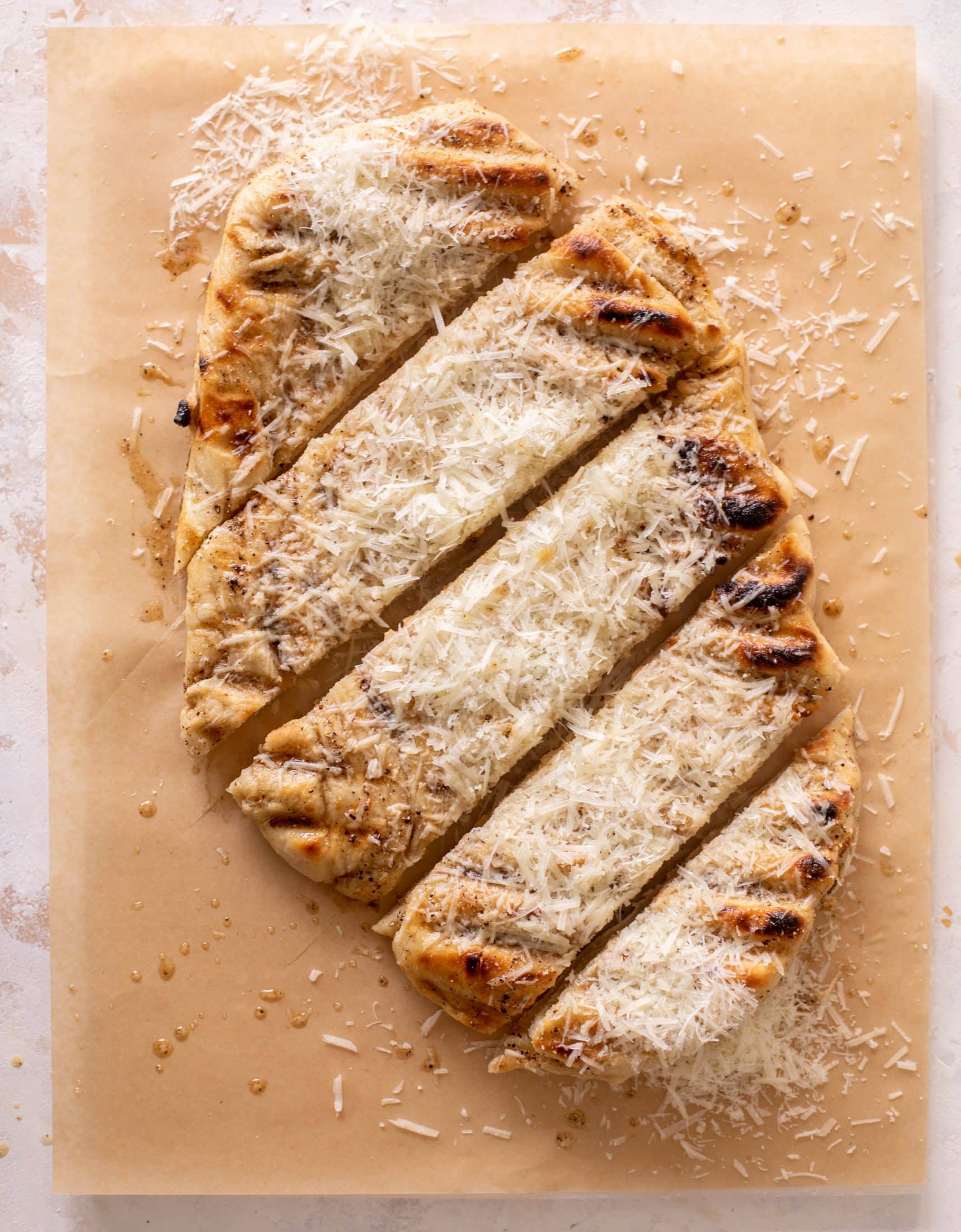 grilled cacio e pepe pizza