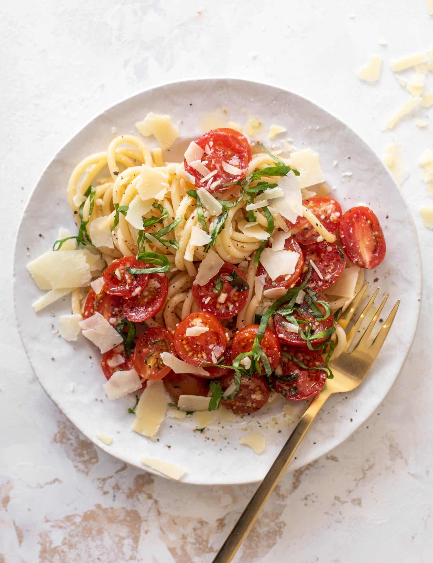 pasta with no cook tomato sauce