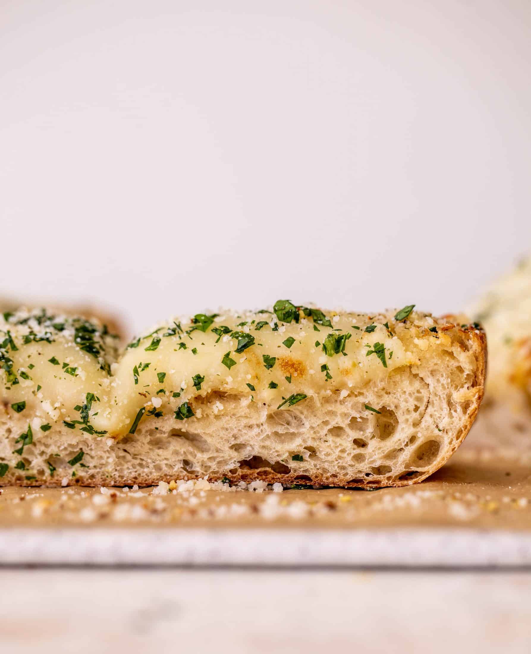 cheesy spicy garlic bread
