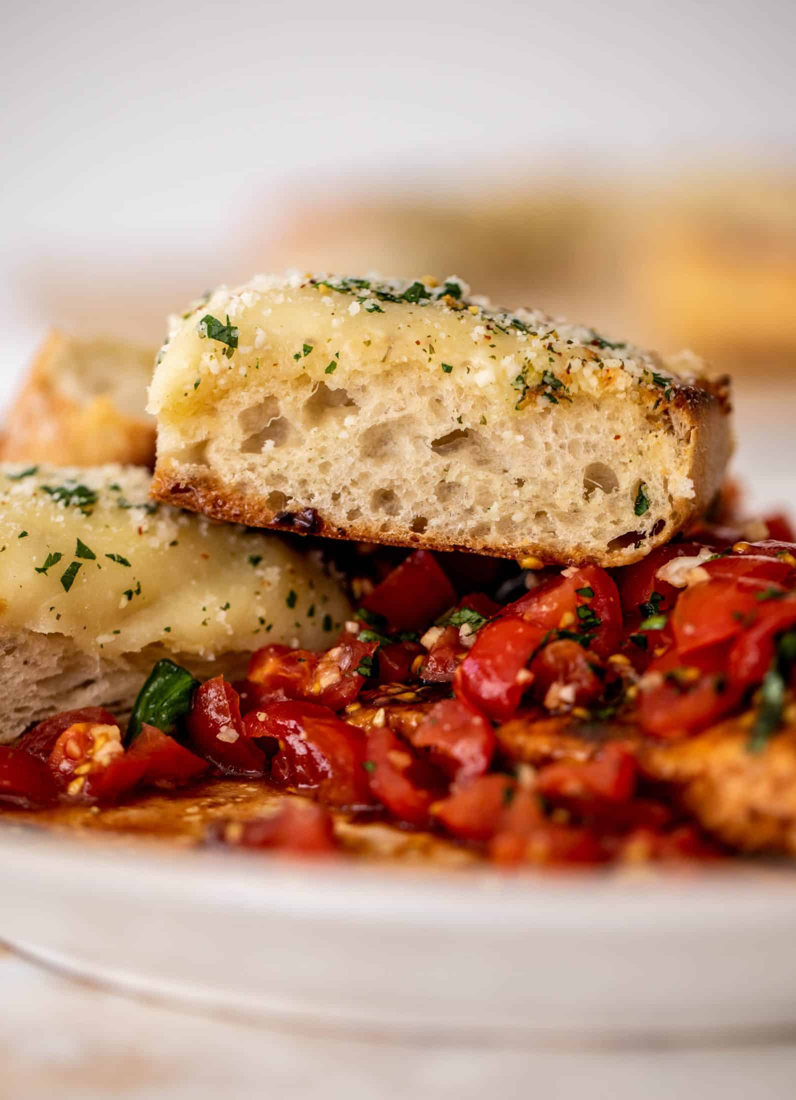 cheesy spicy garlic bread