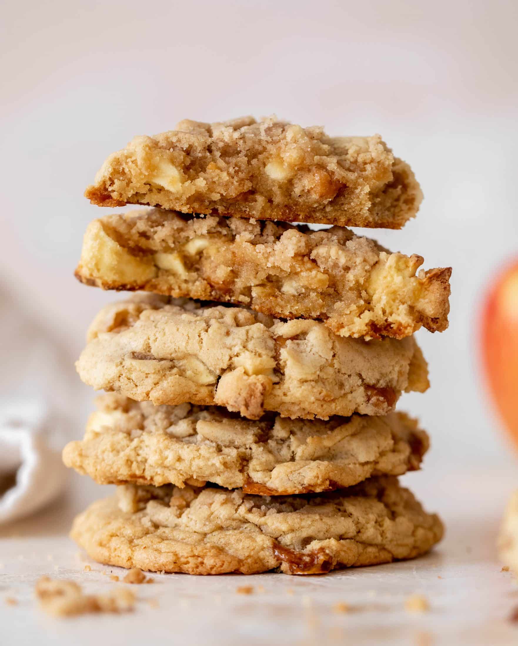caramel apple crumble cookies