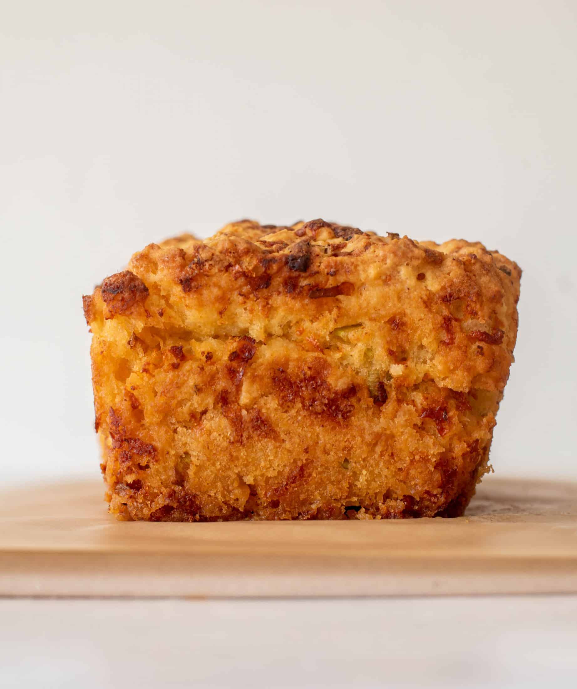 cheddar scallion beer bread