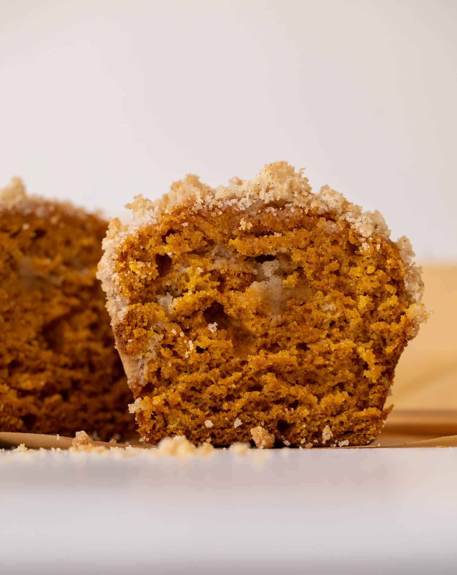 pumpkin coffee cake muffins