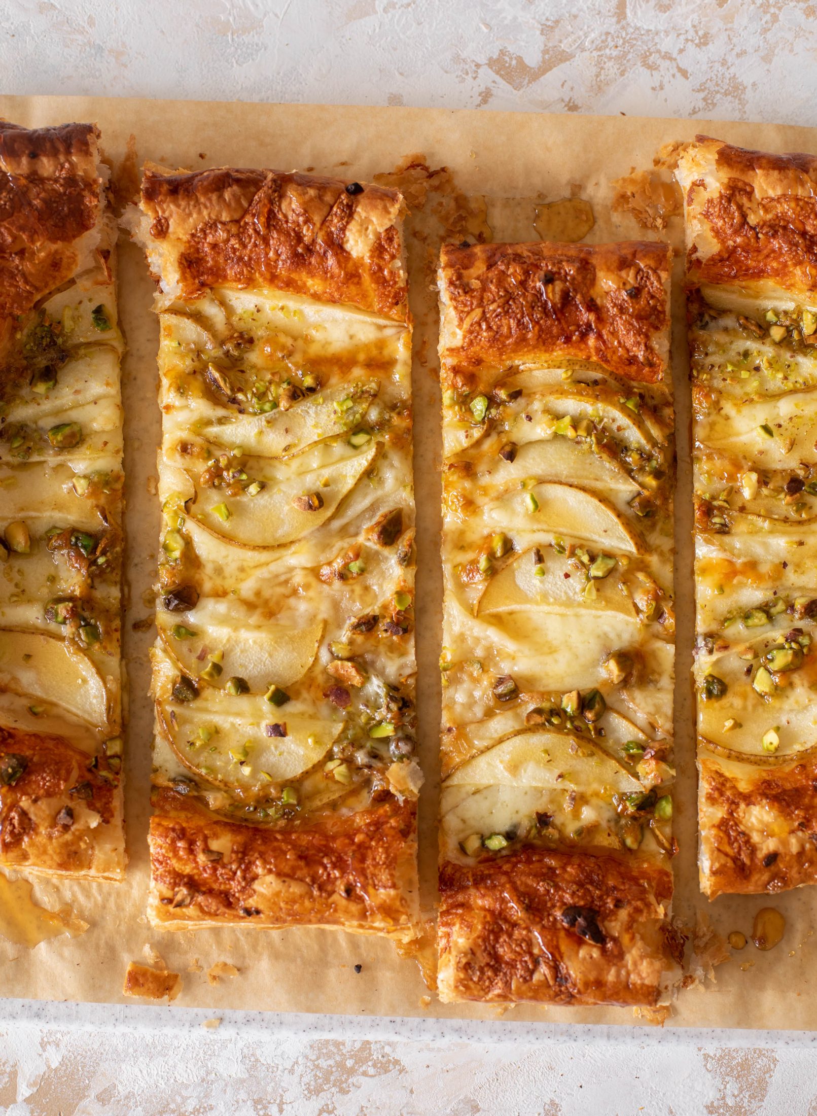 pistachio pear puff pastry