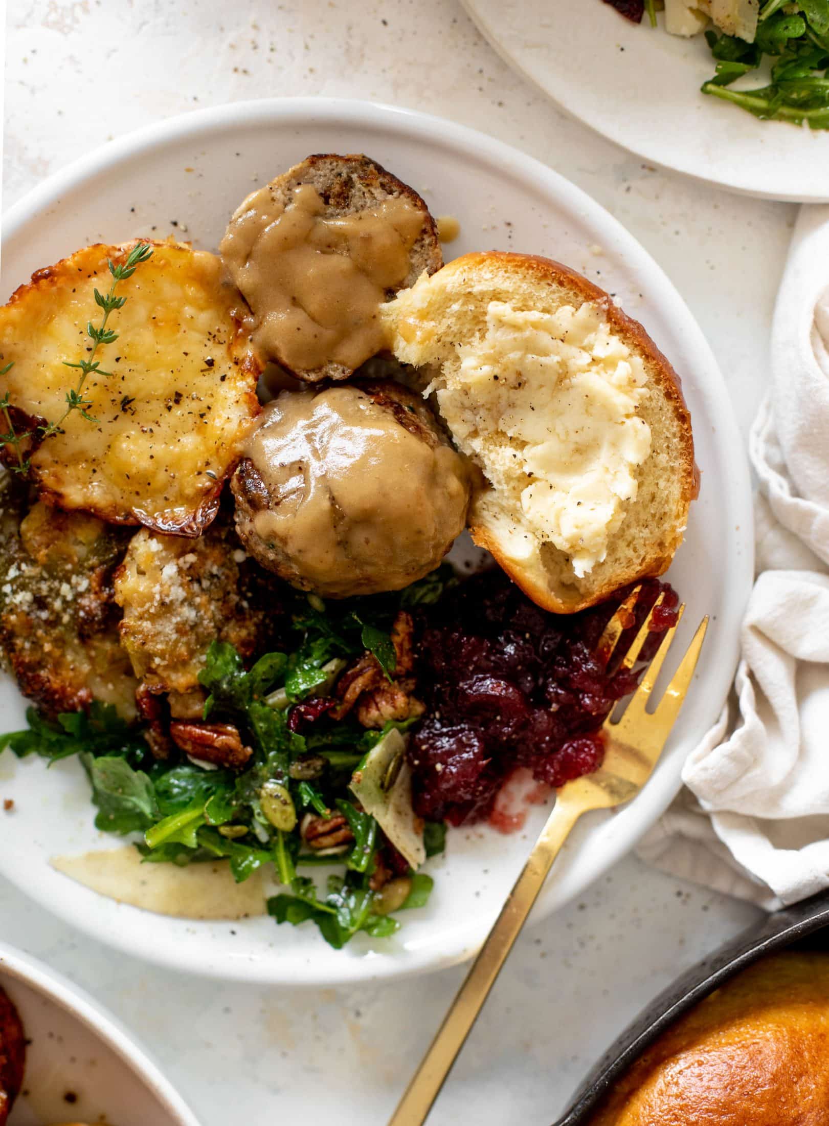 thanksgiving turkey and stuffing meatballs
