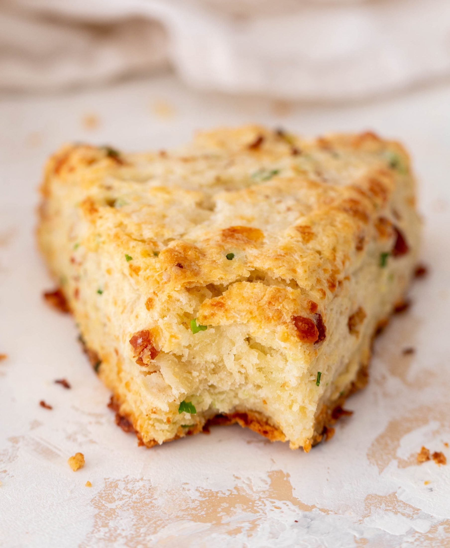 cheddar scallion bacon scones